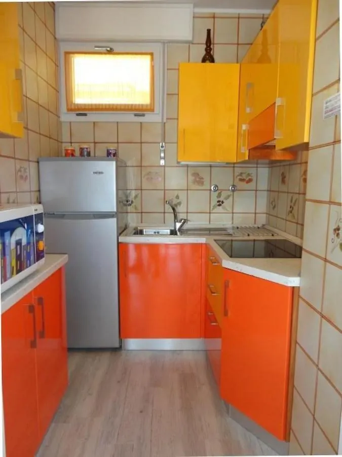圣玛格丽塔波尔勒港Colourful Flat With Terrace And Elevator - Beahost公寓 公寓